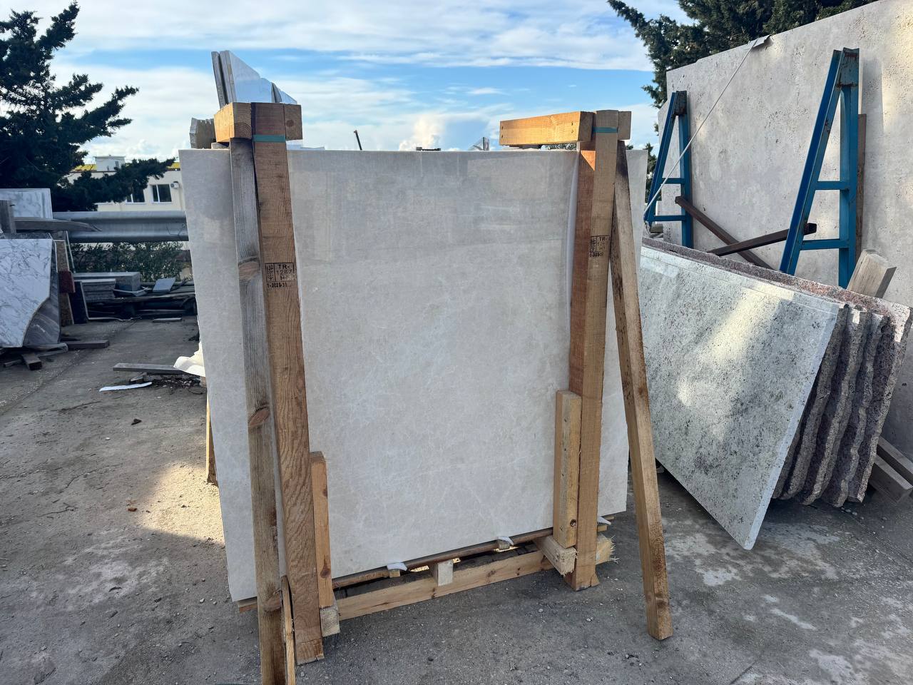 поставка мрамора